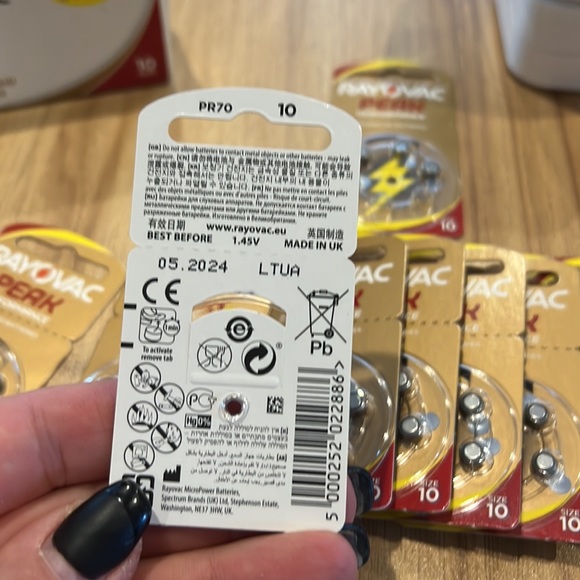 Hearbloom Hearing Aids and Batteries - Picture 10 of 10